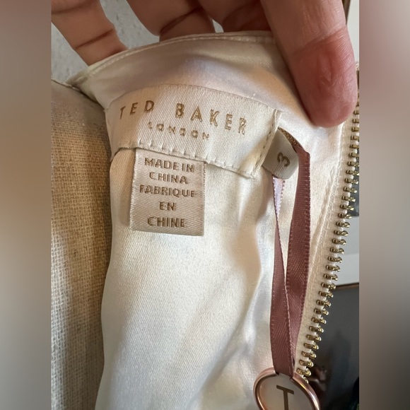 SOLD**Ted Baker Layli floral pencil dress NWT size 3 - Picture 6 of 7